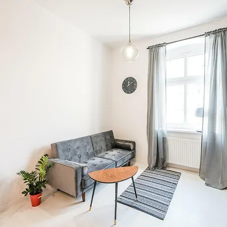 Apartmán Top Host 2 *